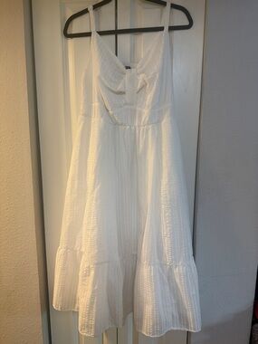 torrid White Textured Tie-Front Midi Dress